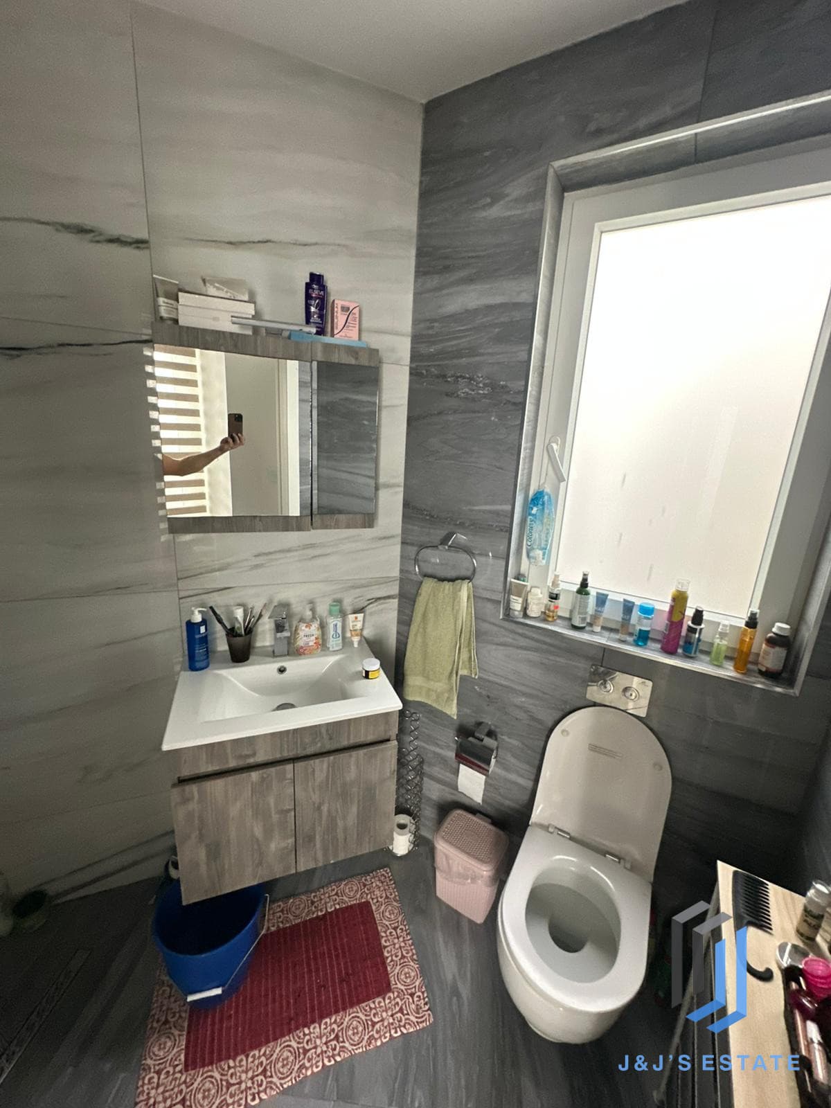 Sliema Modern 2 Bedroom · 6