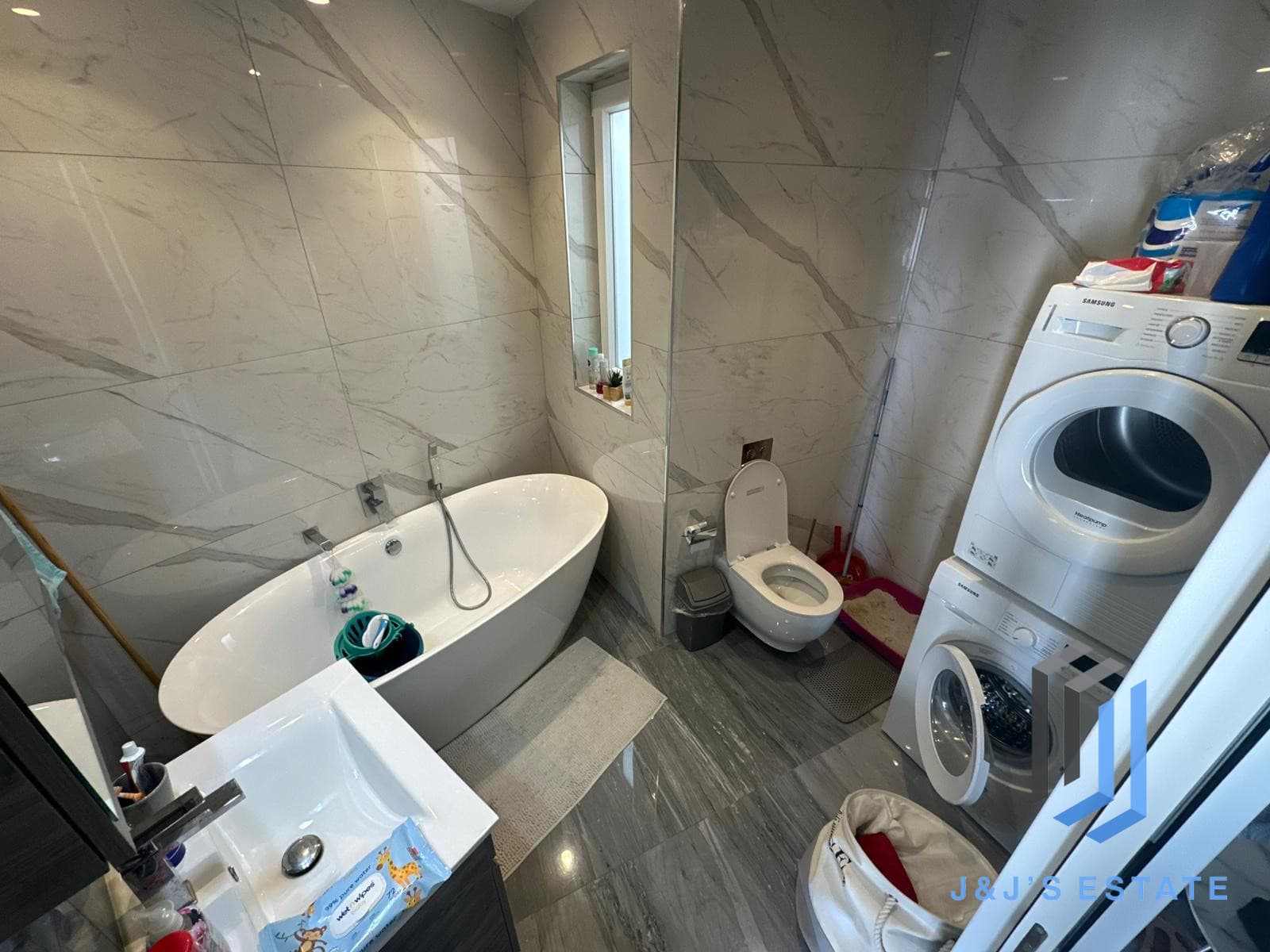 Sliema Modern 2 Bedroom · 5