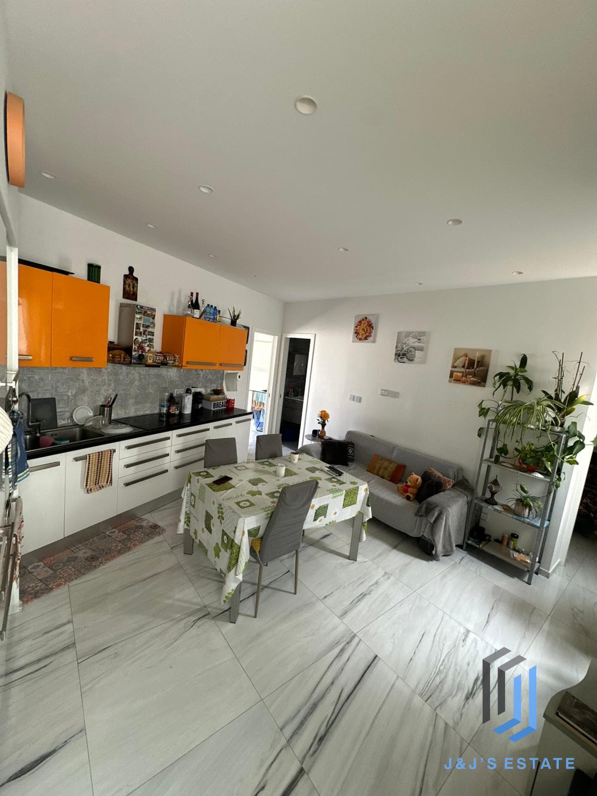 Sliema Modern 2 Bedroom · 2