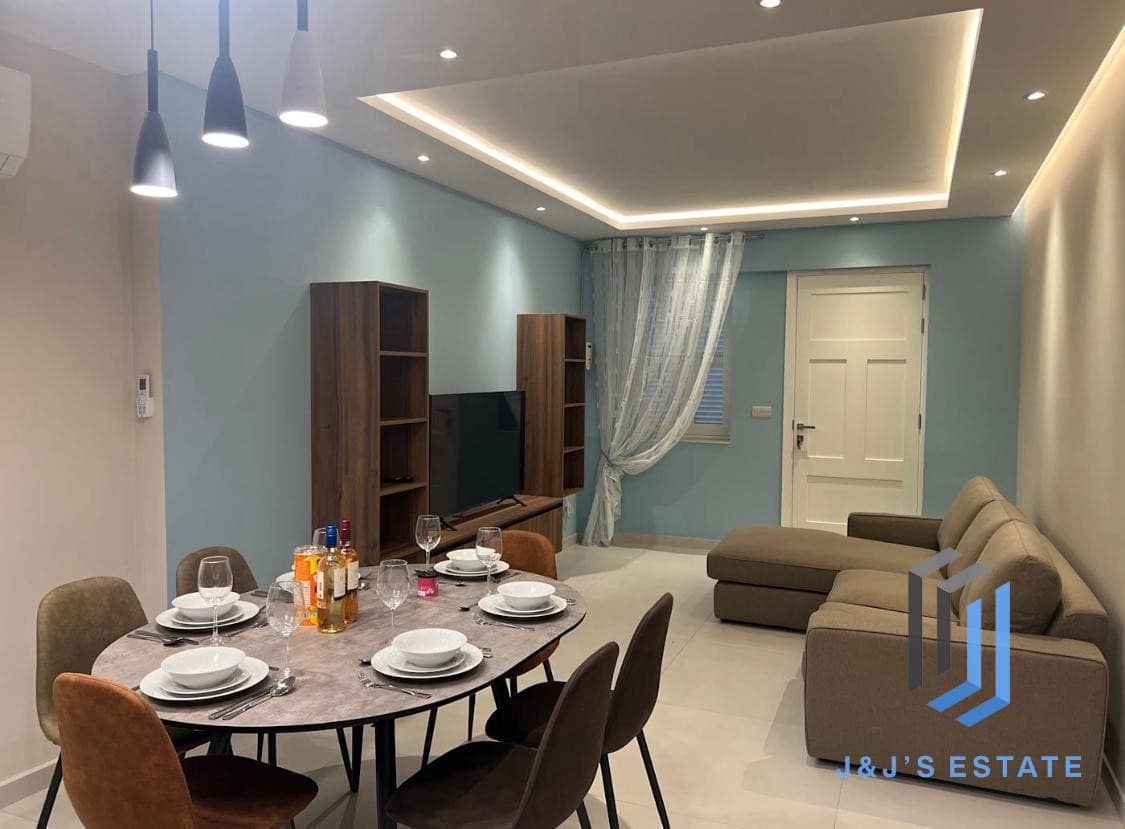 Three-bedroom maisonette near Gzira promenade · 1