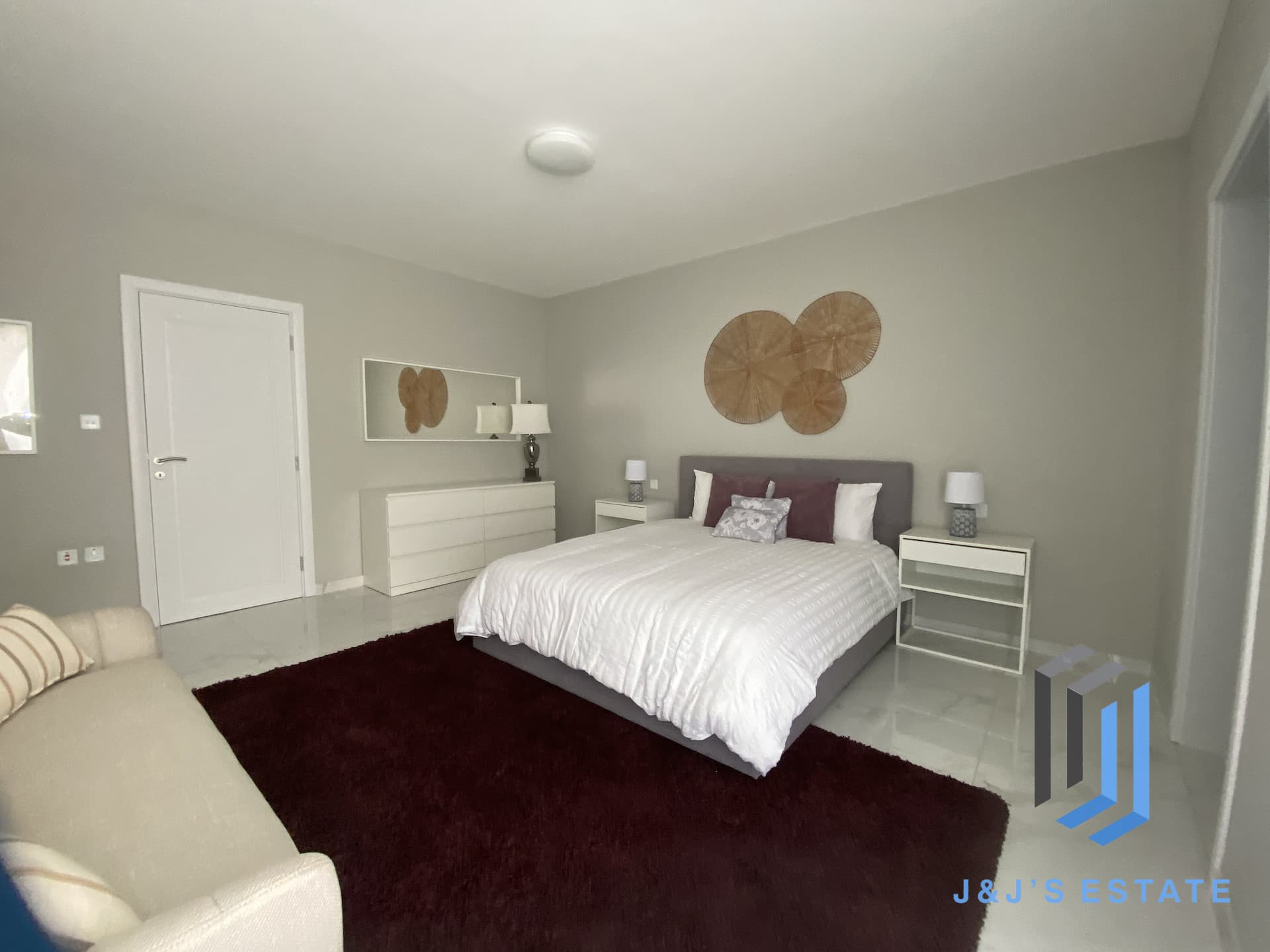 St. Julian’s Bright & Modern 3 Bedroom Apartment · 10