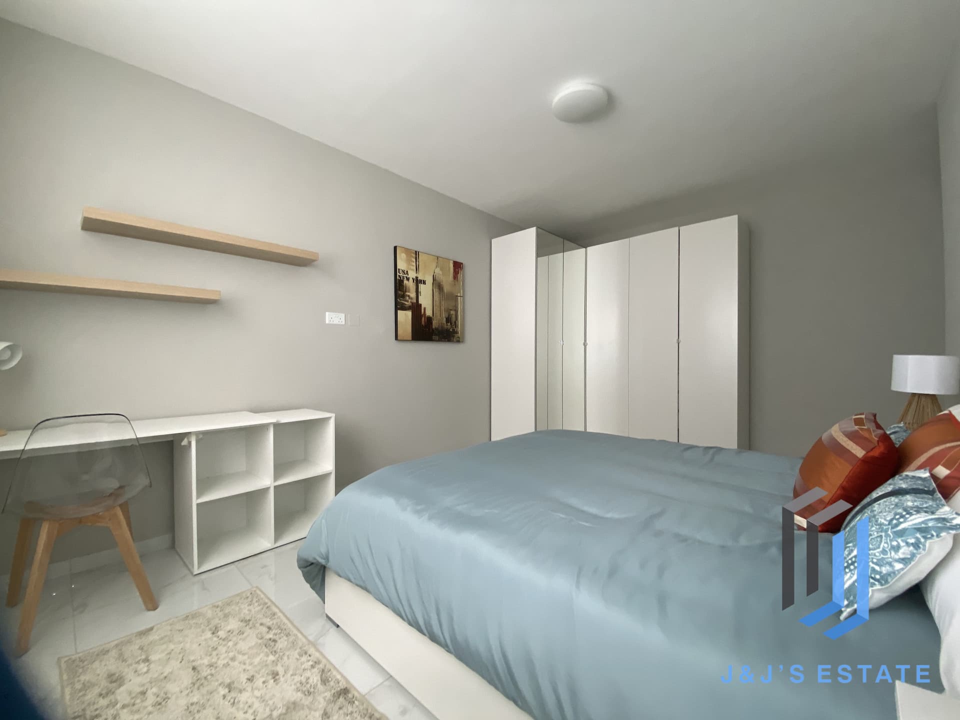 St. Julian’s Bright & Modern 3 Bedroom Apartment · 18