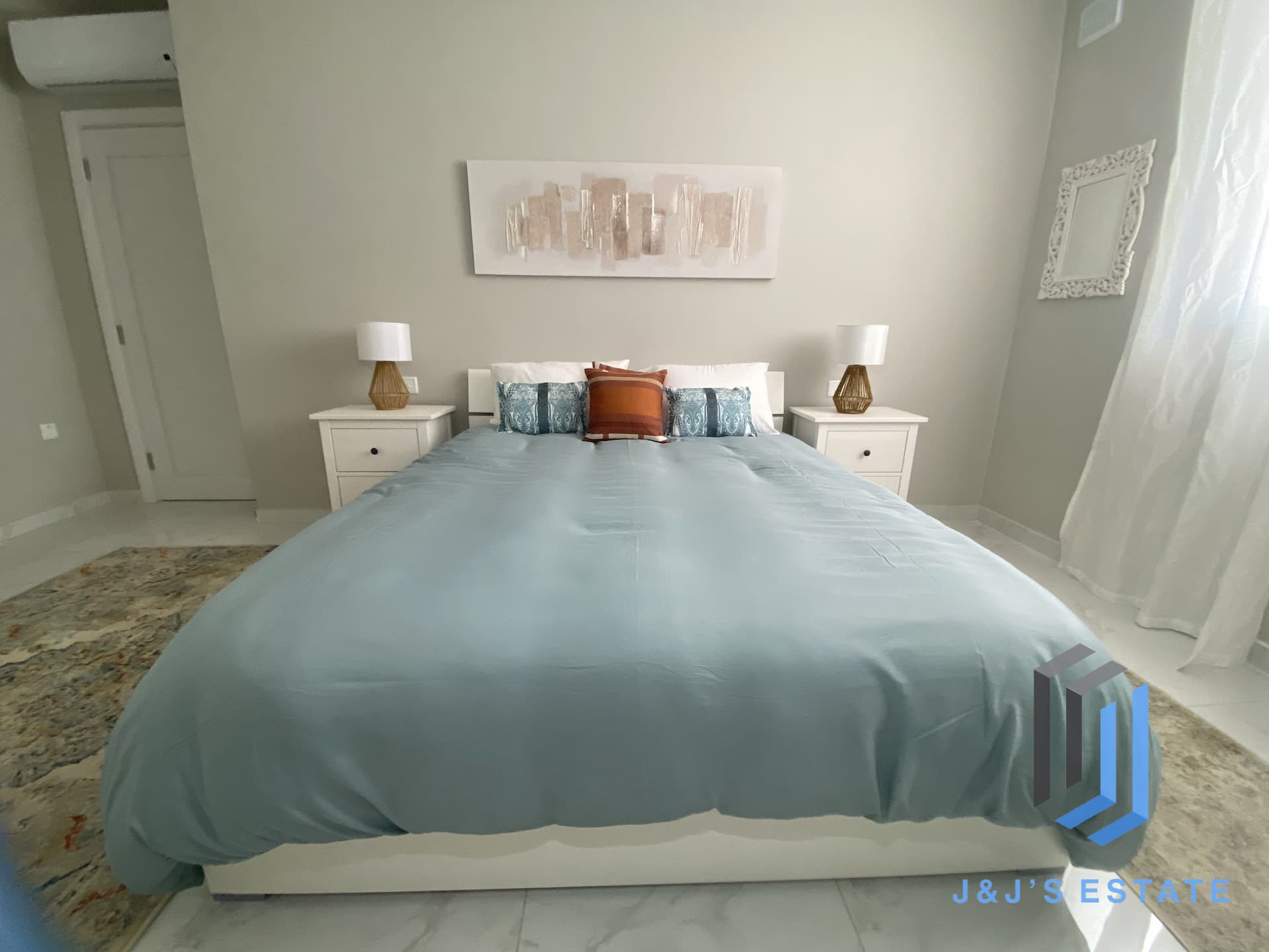 St. Julian’s Bright & Modern 3 Bedroom Apartment · 17