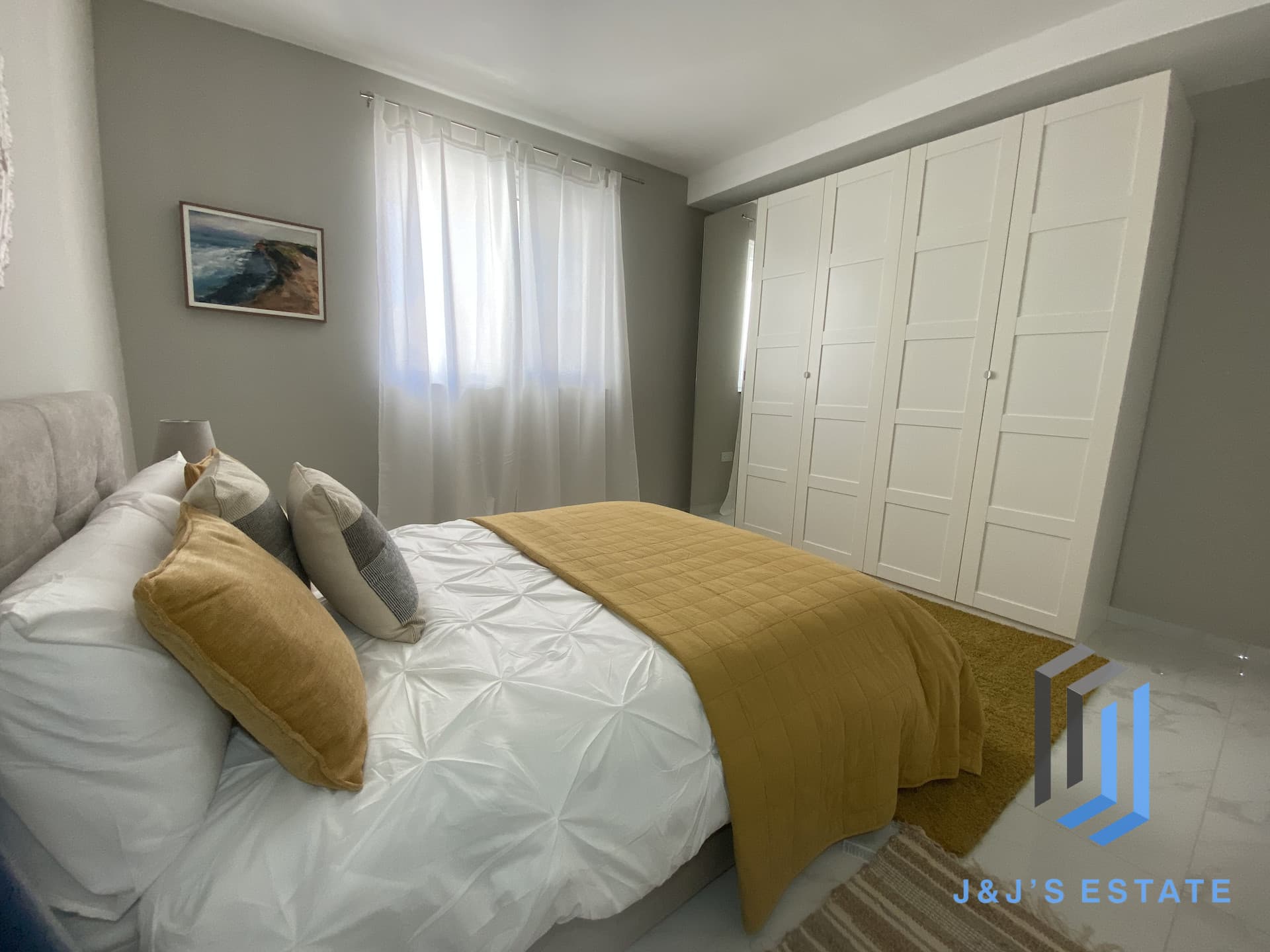 St. Julian’s Bright & Modern 3 Bedroom Apartment · 14