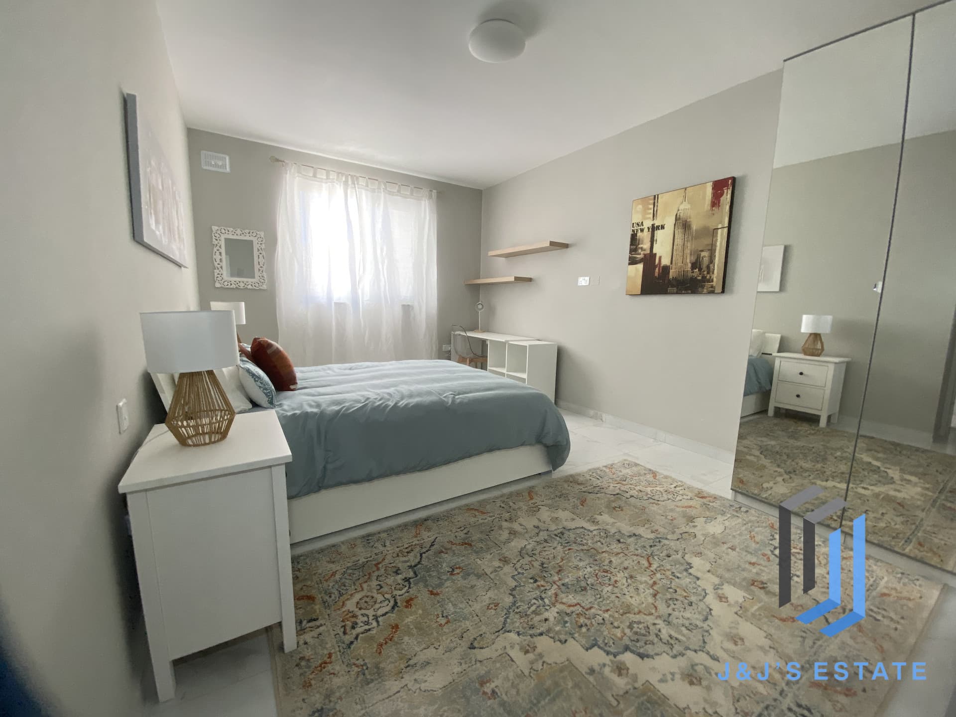 St. Julian’s Bright & Modern 3 Bedroom Apartment · 16