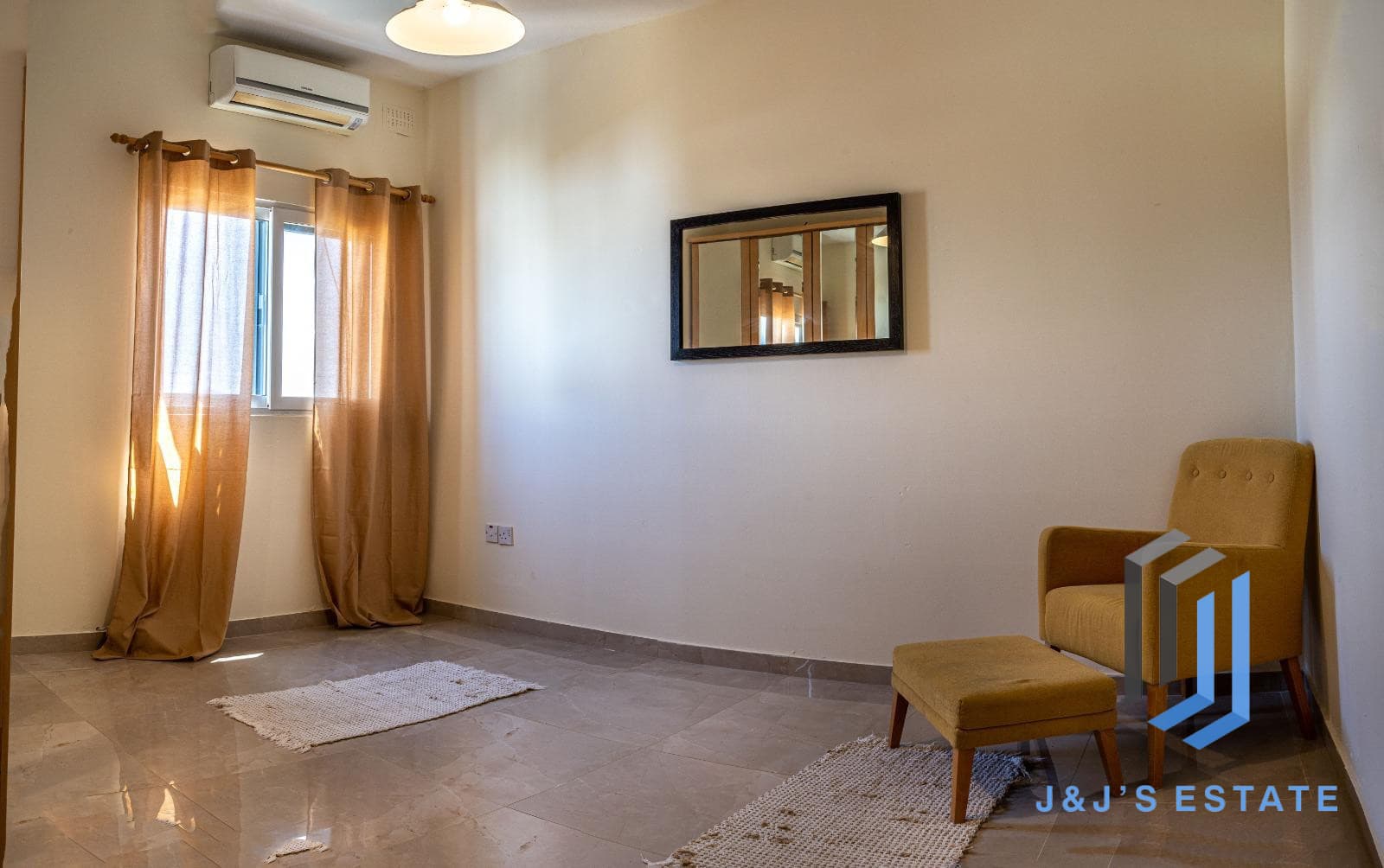 Spacious Furnished Three Bedroom Home in Ibragg Swieqi · 10