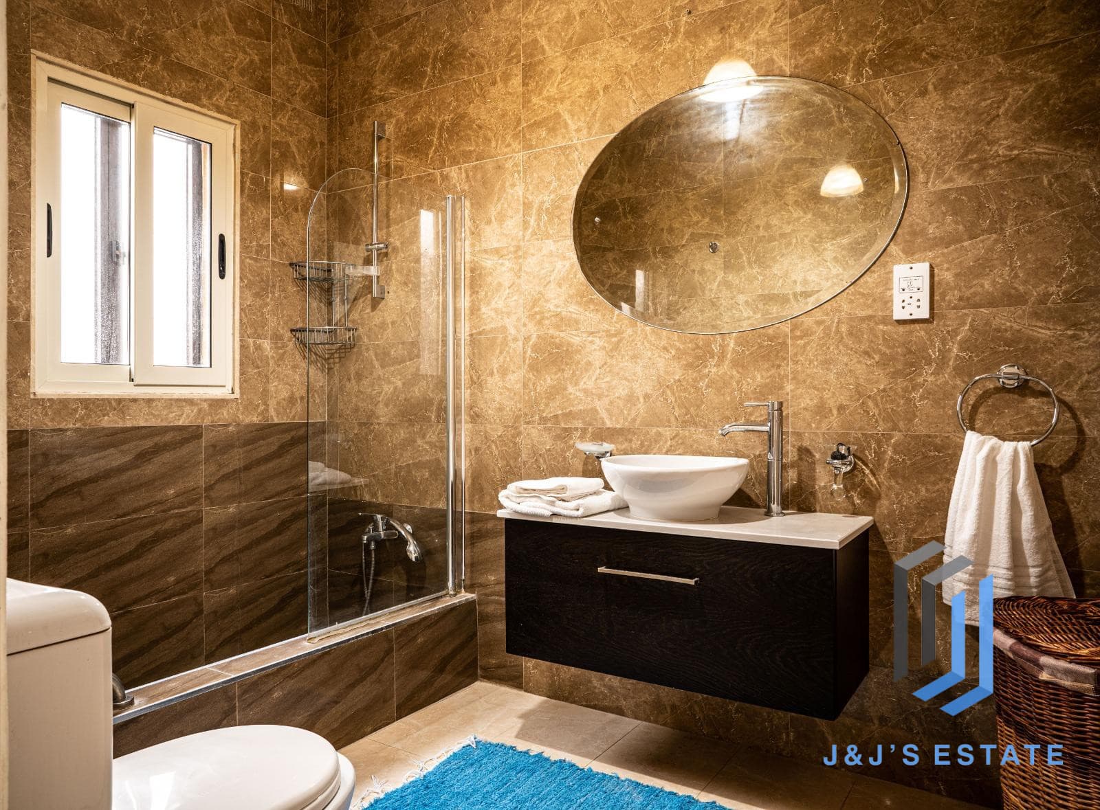 Spacious Furnished Three Bedroom Home in Ibragg Swieqi · 12