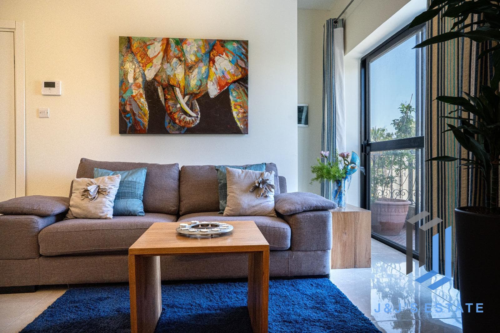 Spacious Furnished Three Bedroom Home in Ibragg Swieqi · 2