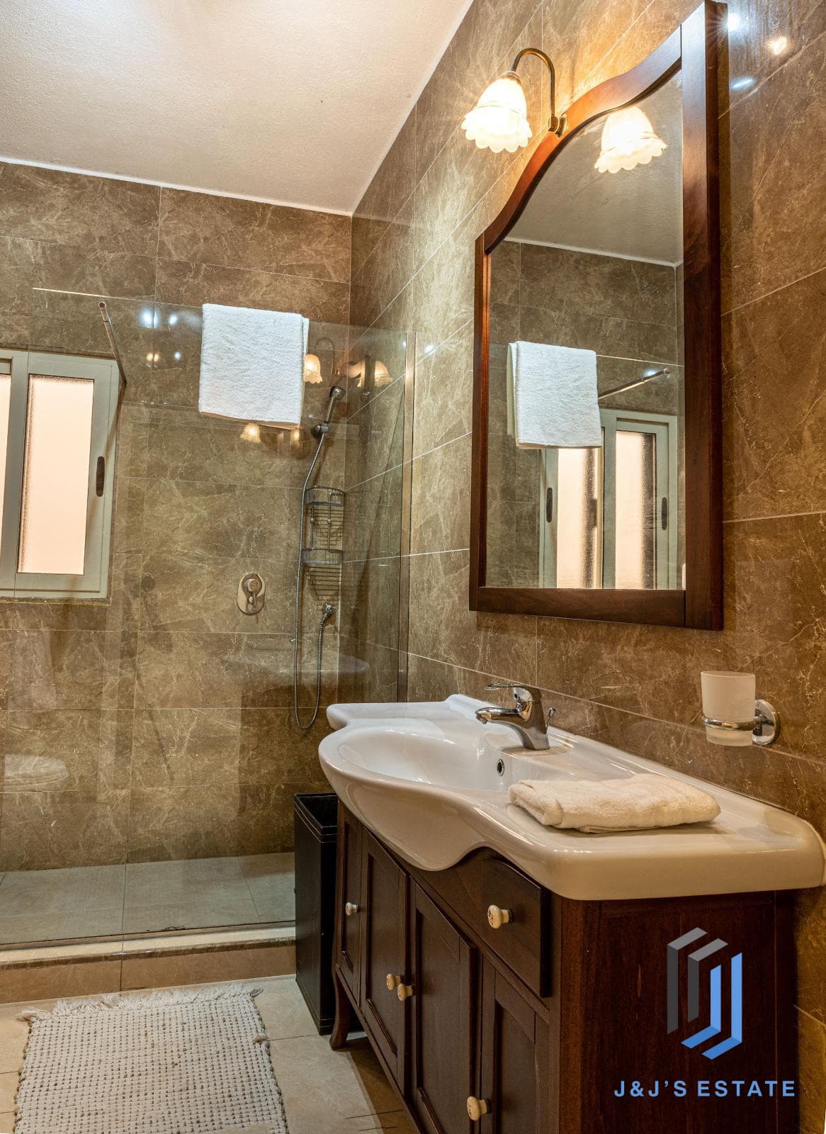 Spacious Furnished Three Bedroom Home in Ibragg Swieqi · 9