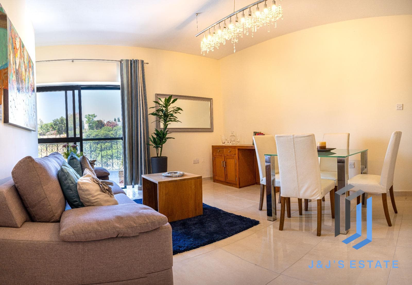Spacious Furnished Three Bedroom Home in Ibragg Swieqi · 3