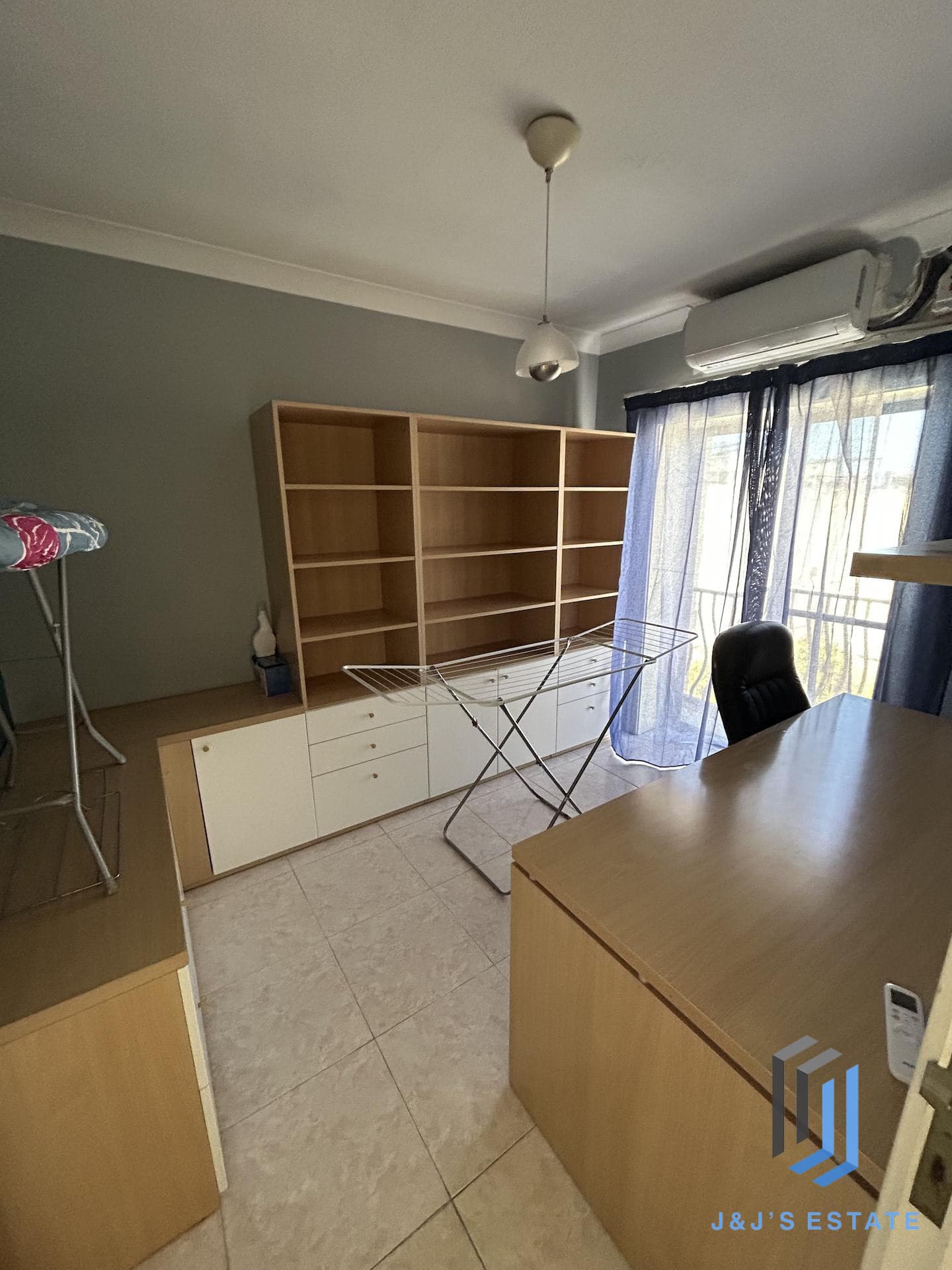 Two-bedroom apartment with balcony in central Birkirkara · 6