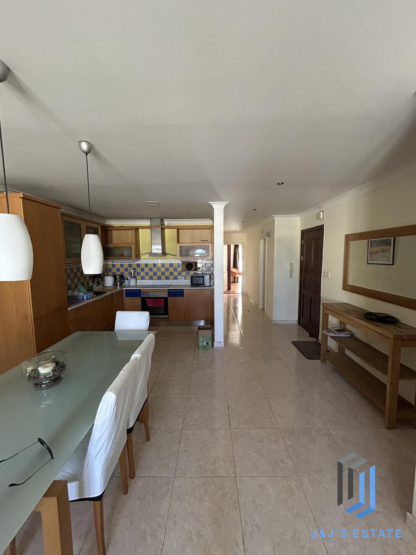 Two-bedroom apartment with balcony in central Birkirkara · 3