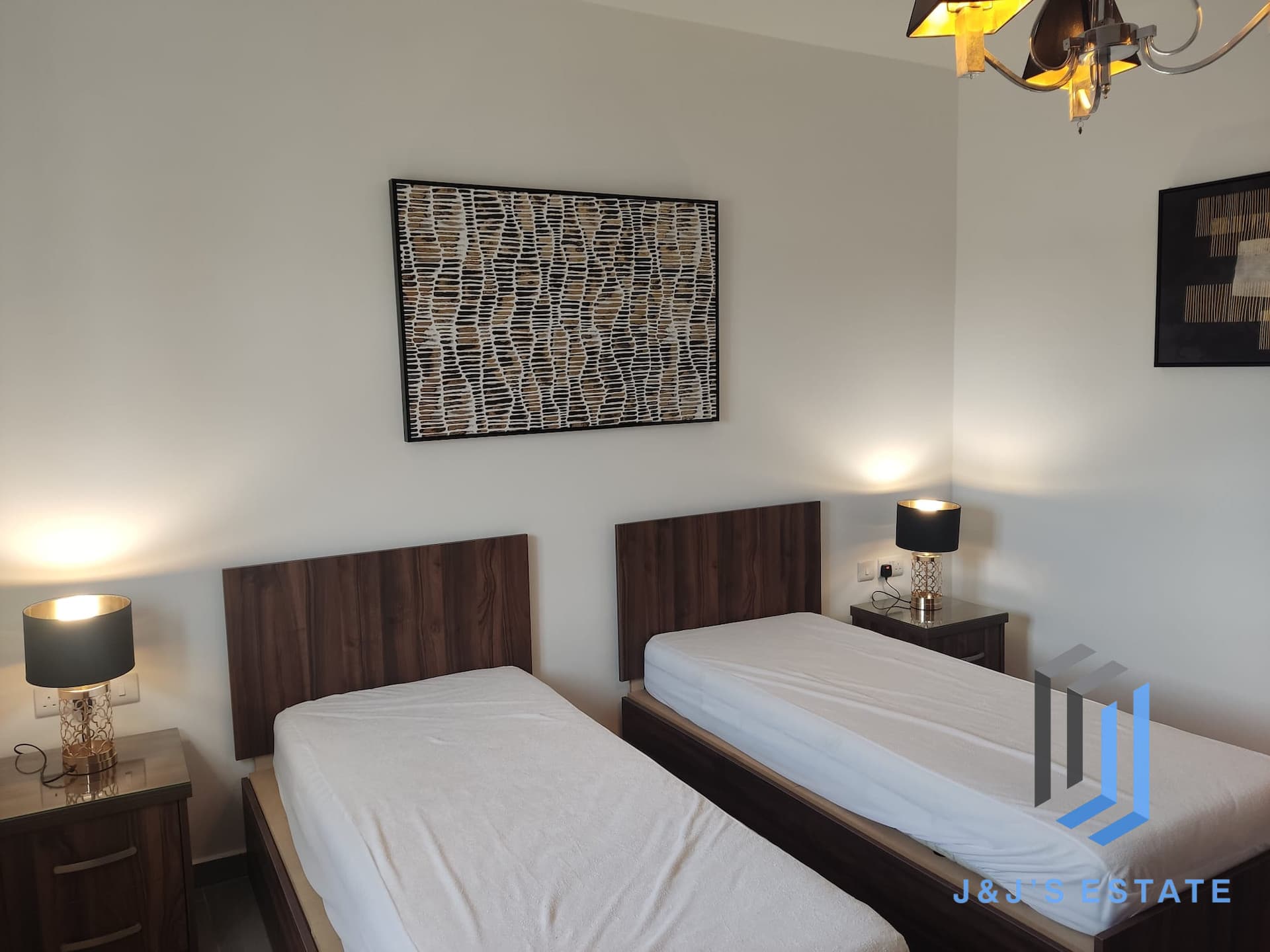 Għargħur 2 Bedroom Apartment · 5