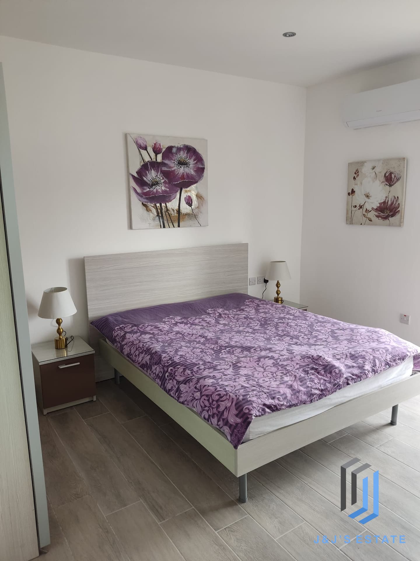 Għargħur 2 Bedroom Apartment · 11