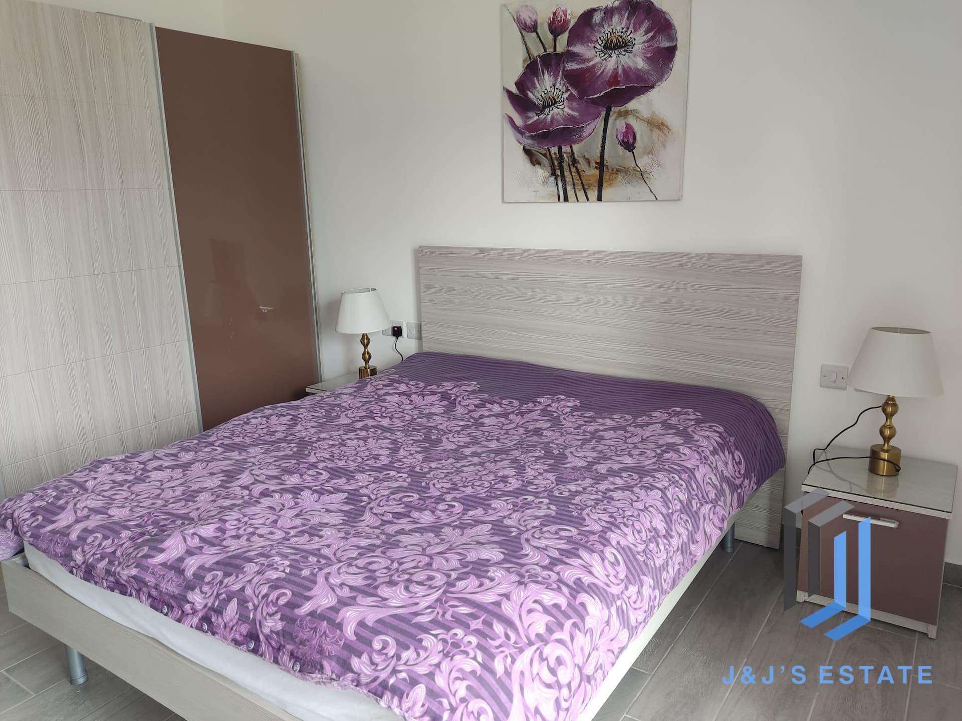 Għargħur 2 Bedroom Apartment · 9