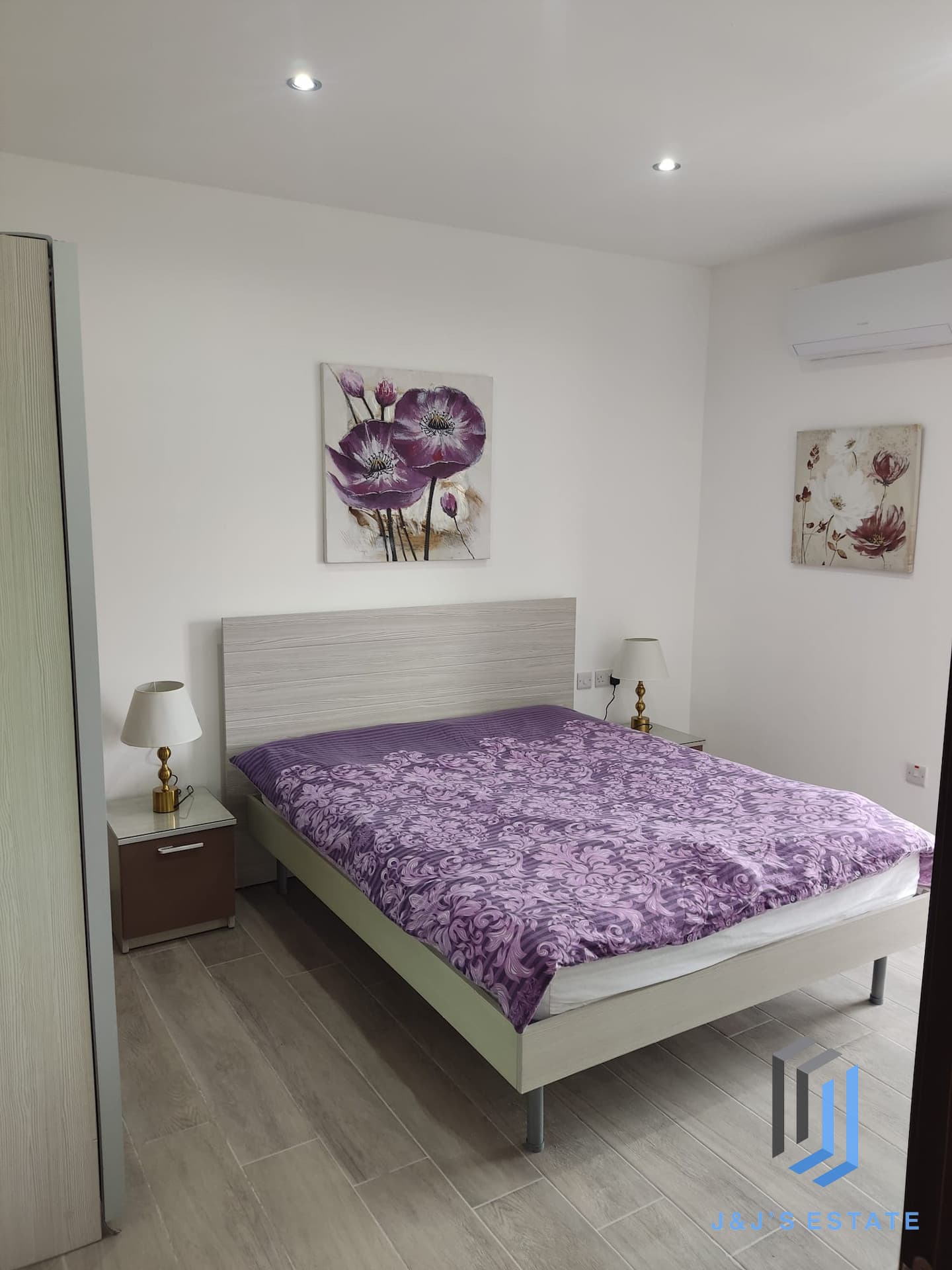 Għargħur 2 Bedroom Apartment · 12