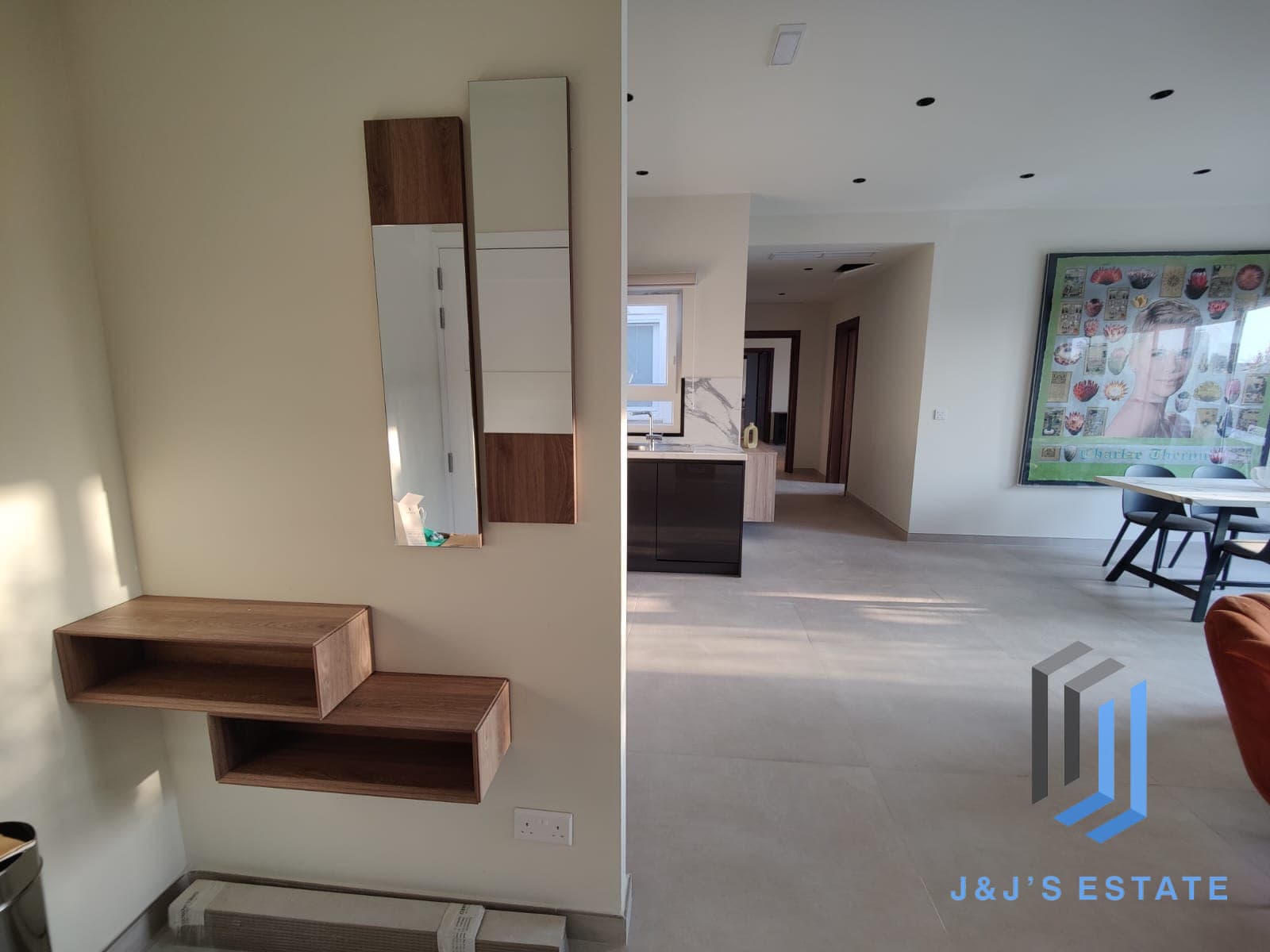 St. Julian’s Modern Penthouse with Jacuzzi · 5