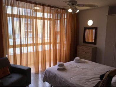 Paceville – Modern 2 Bedroom Apartment with Sea Views · 8