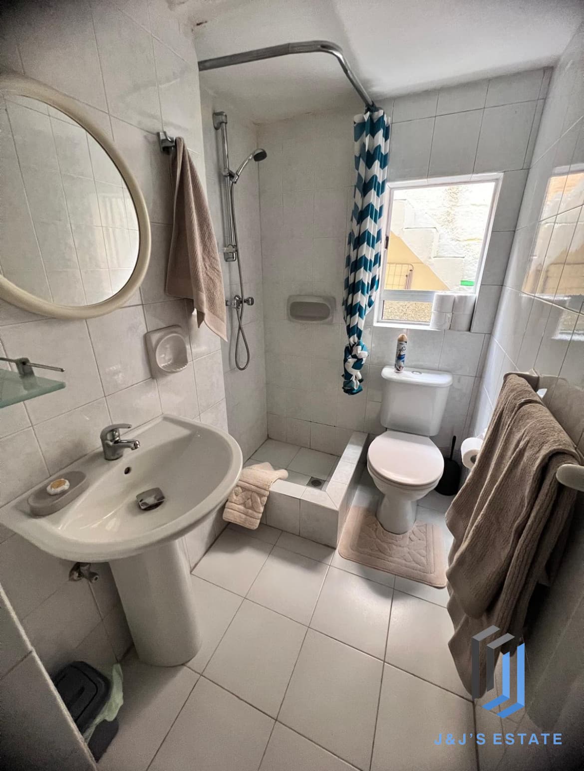 Ground Floor One Bedroom Apartment in Gzira · 8