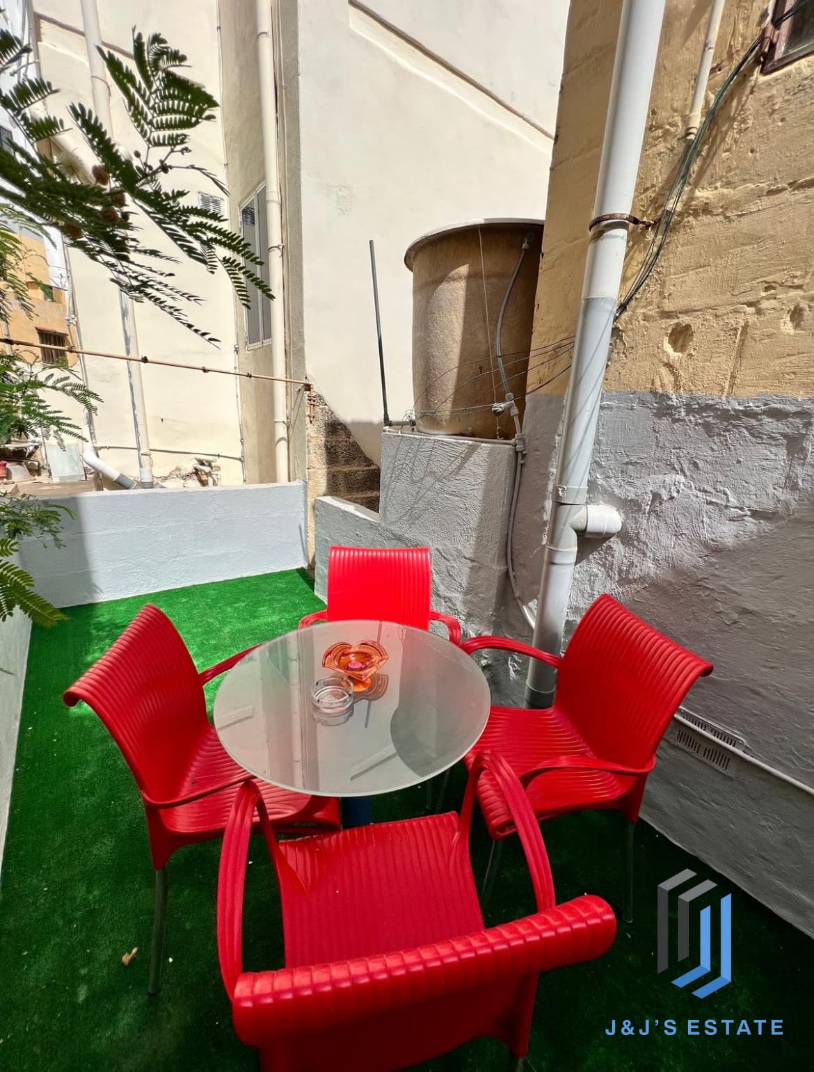 Ground Floor One Bedroom Apartment in Gzira · 7