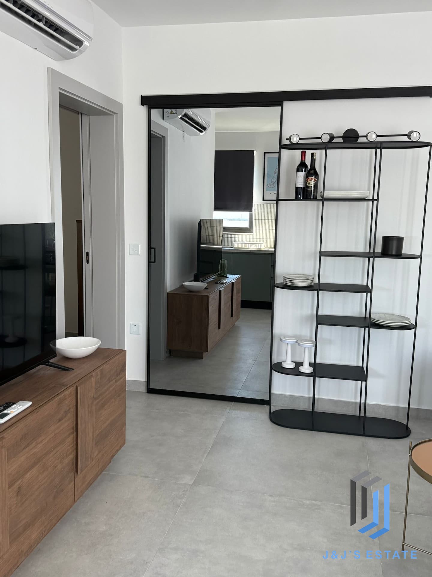 Fully Furnished Penthouse Apartment for Rent Naxxar · 13