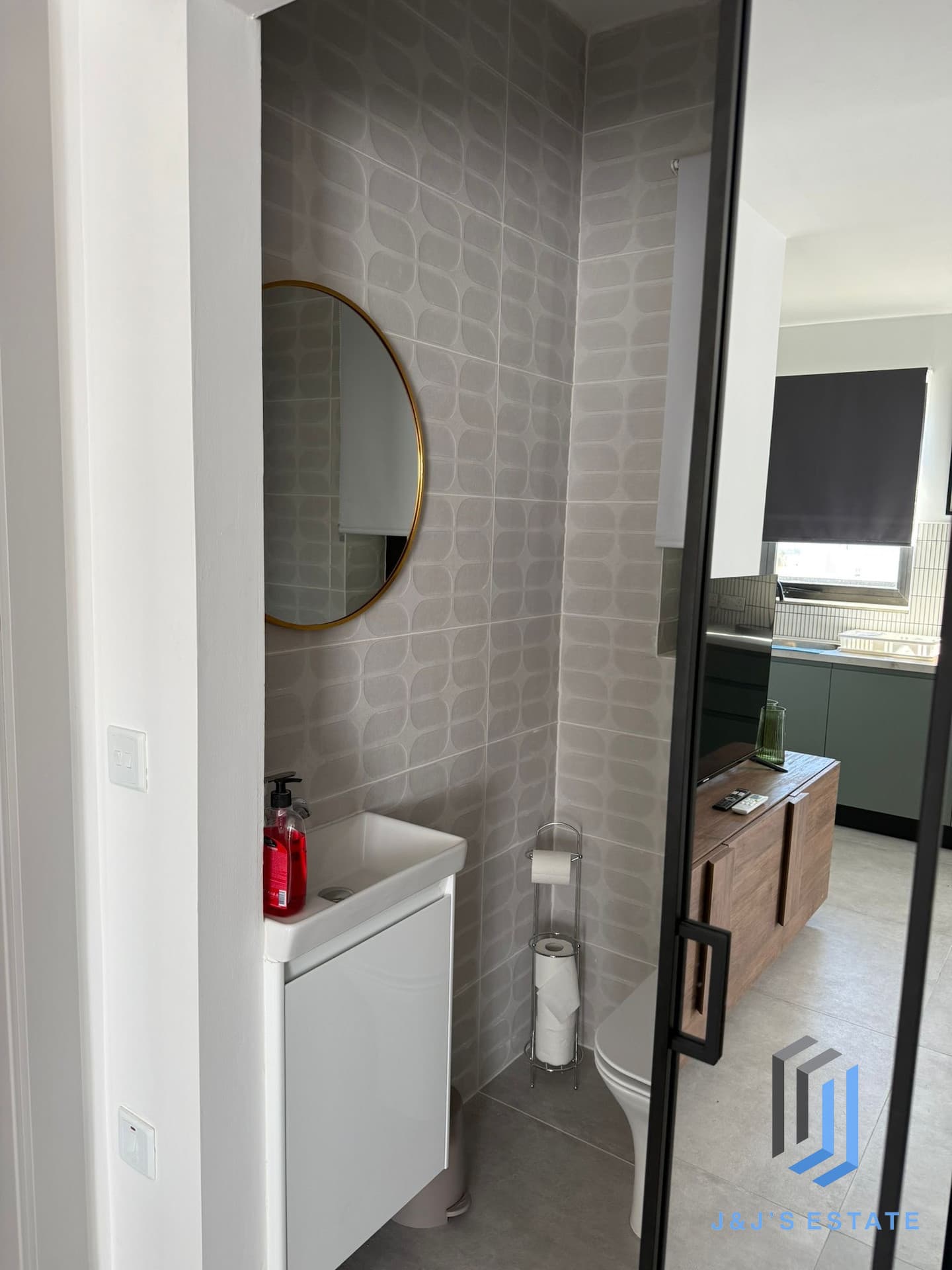 Fully Furnished Penthouse Apartment for Rent Naxxar · 14