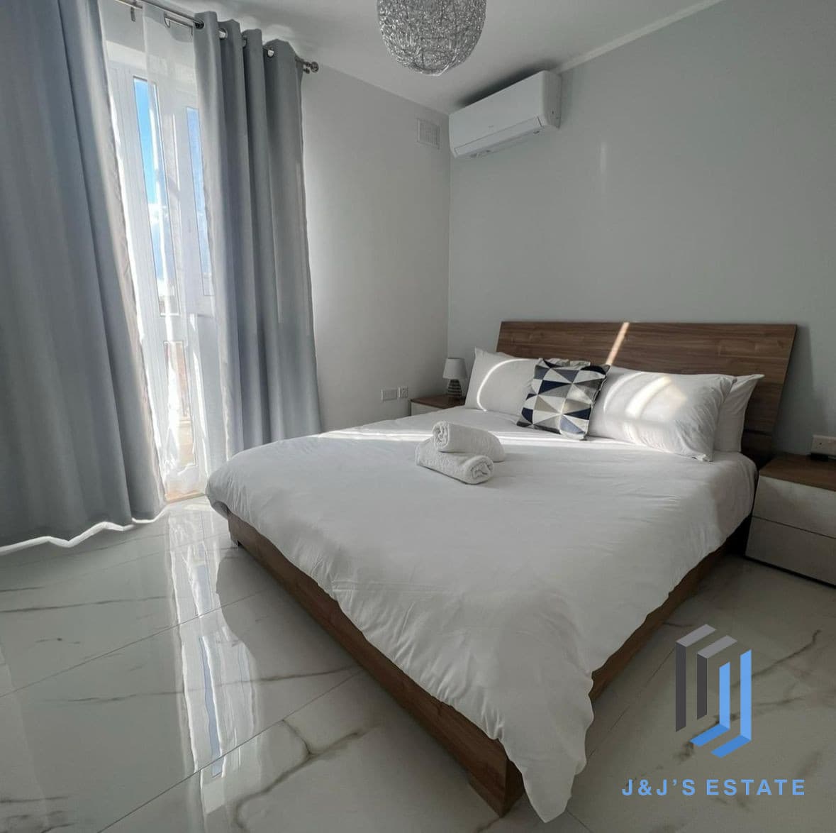 Modern & Fully Furnished Two Bedrooms in Marsaskala · 5