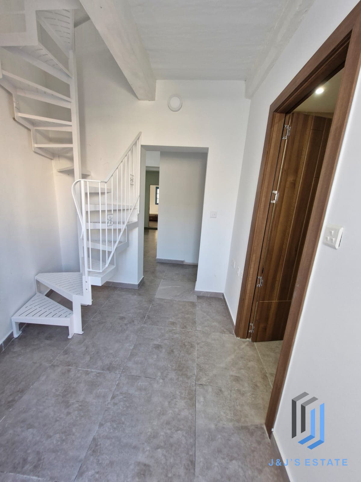 Fully Furnished Four Bedroom House Of Character in Central Birkirkara · 2
