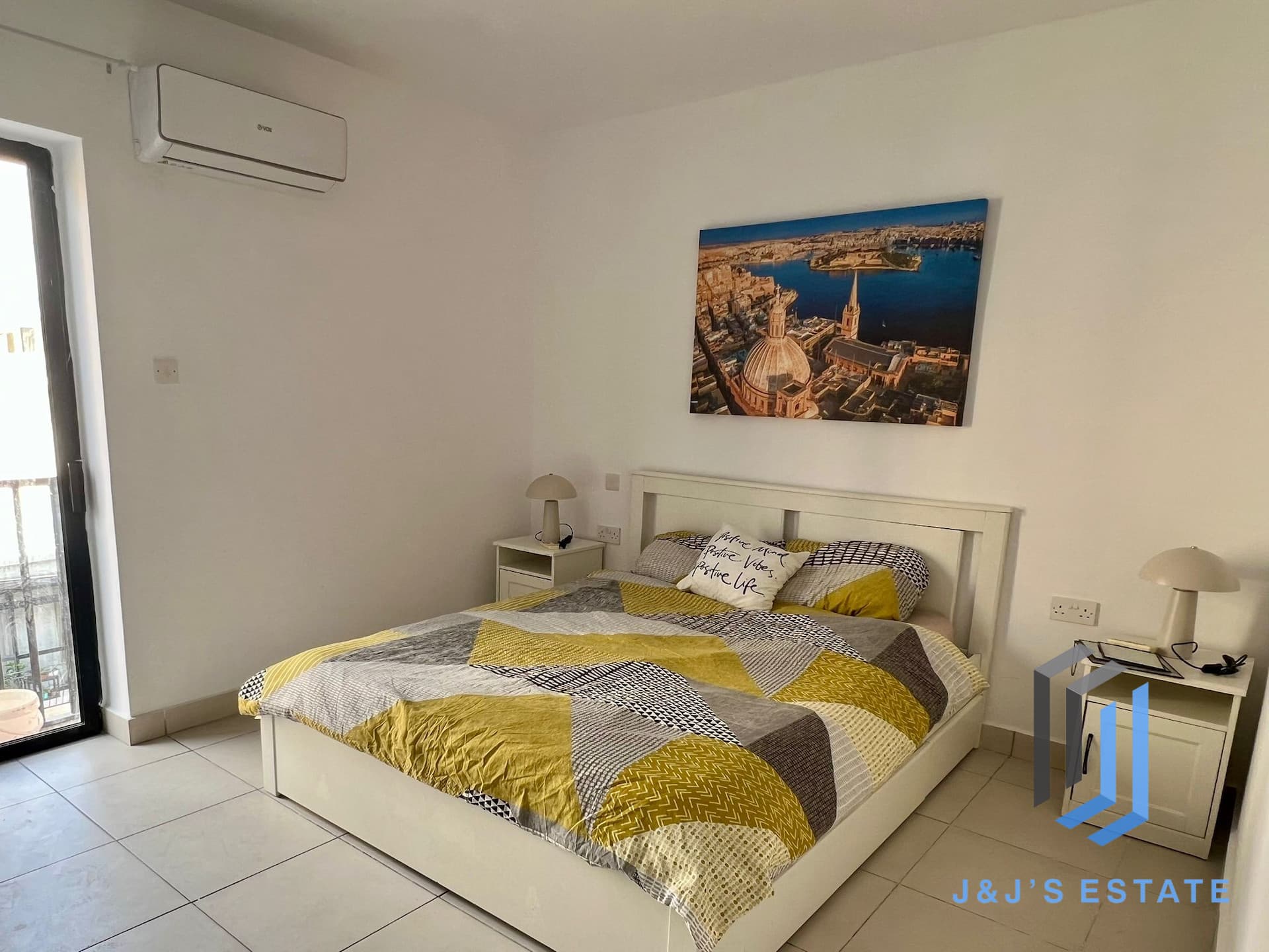 Fully Furnished Two Bedroom Apartment in Central Msida · 5