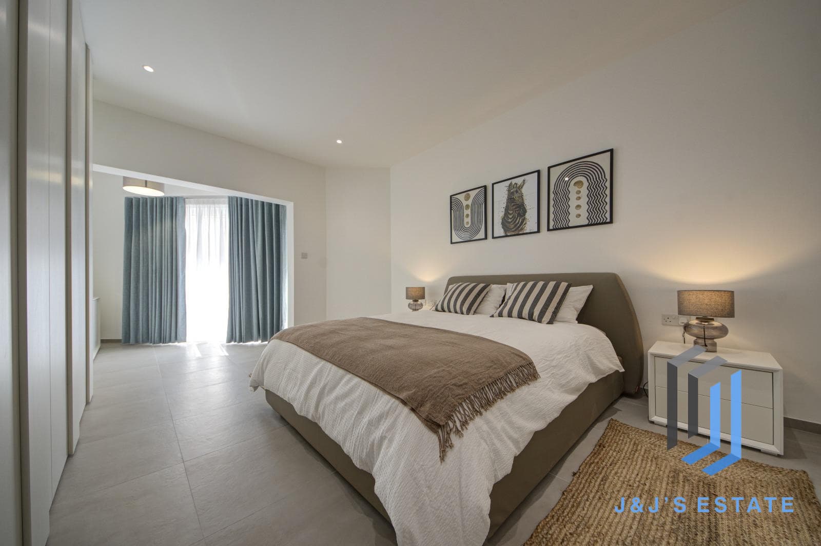Fully Furnished Two Bedroom Maisonette in Historic Birgu · 9