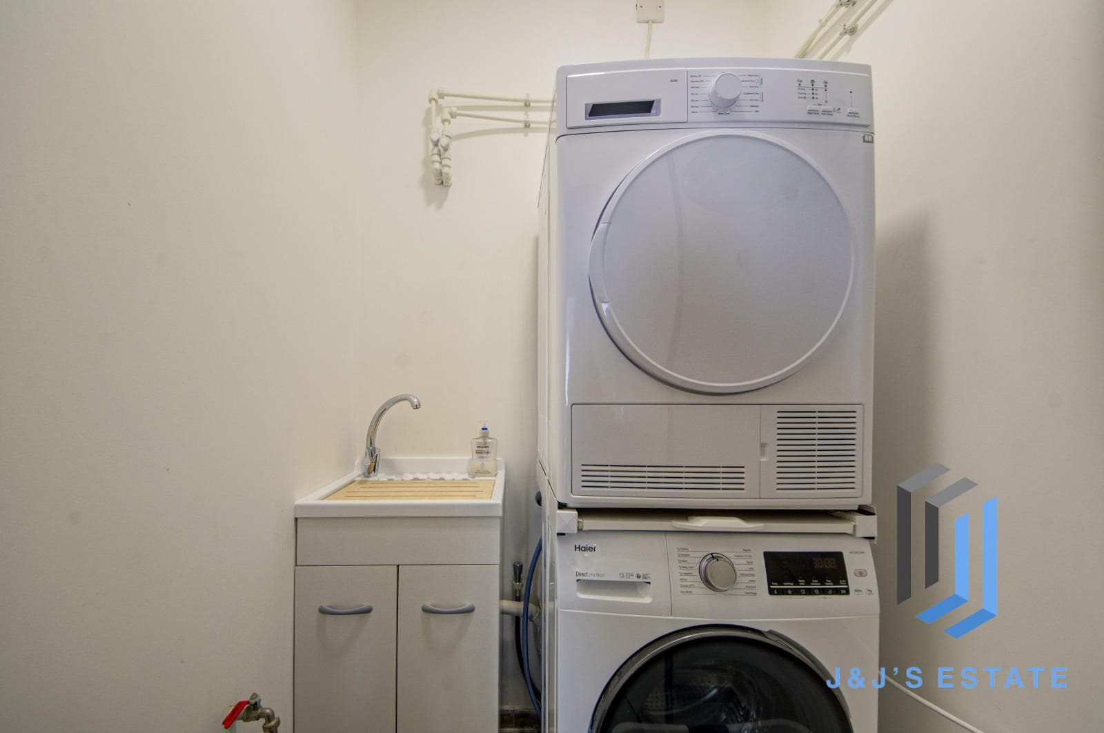 Fully Furnished Two Bedroom Maisonette in Historic Birgu · 12