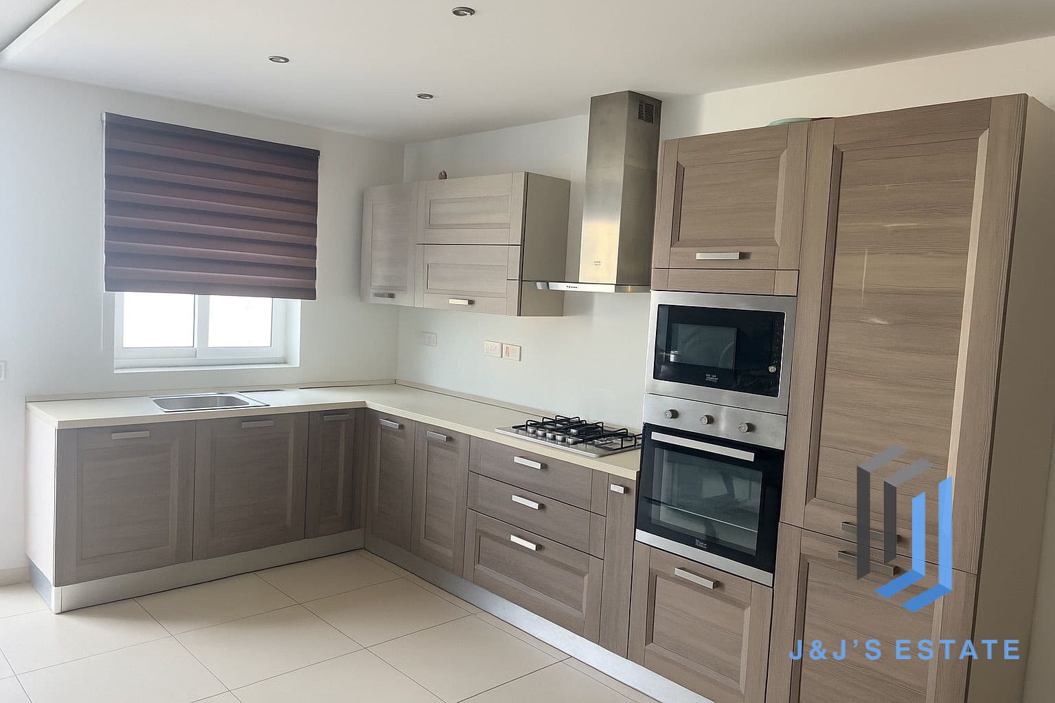 Modern Furnished Penthouse with in San Gwann · 5