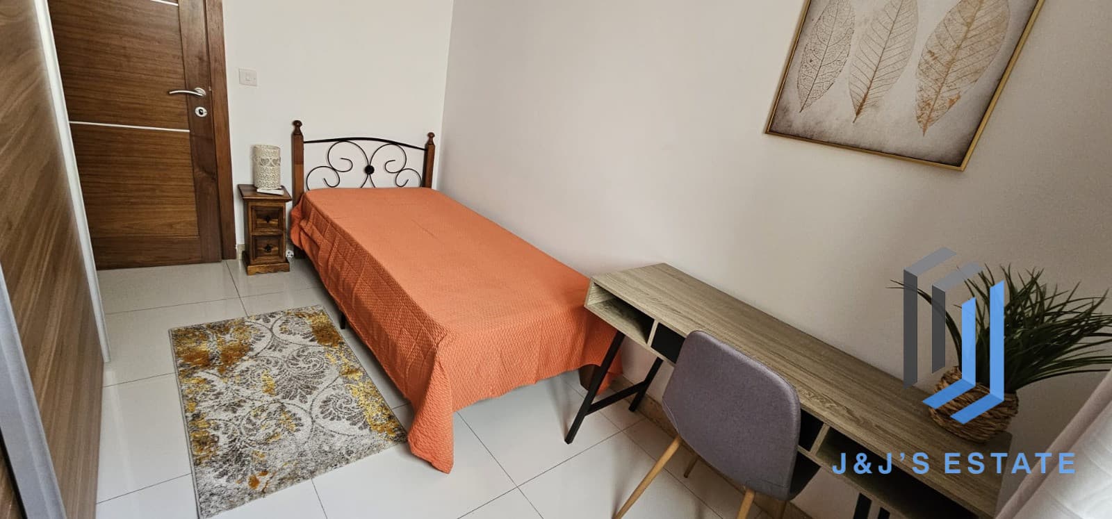 Spacious Furnished Apartment with Three Bedrooms in Ibragg · 7