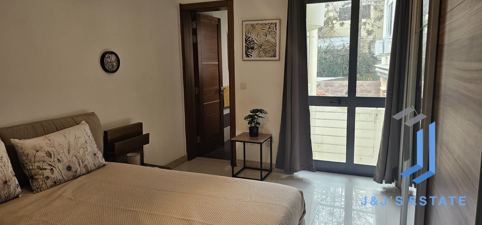 Spacious Furnished Apartment with Three Bedrooms in Ibragg · 9