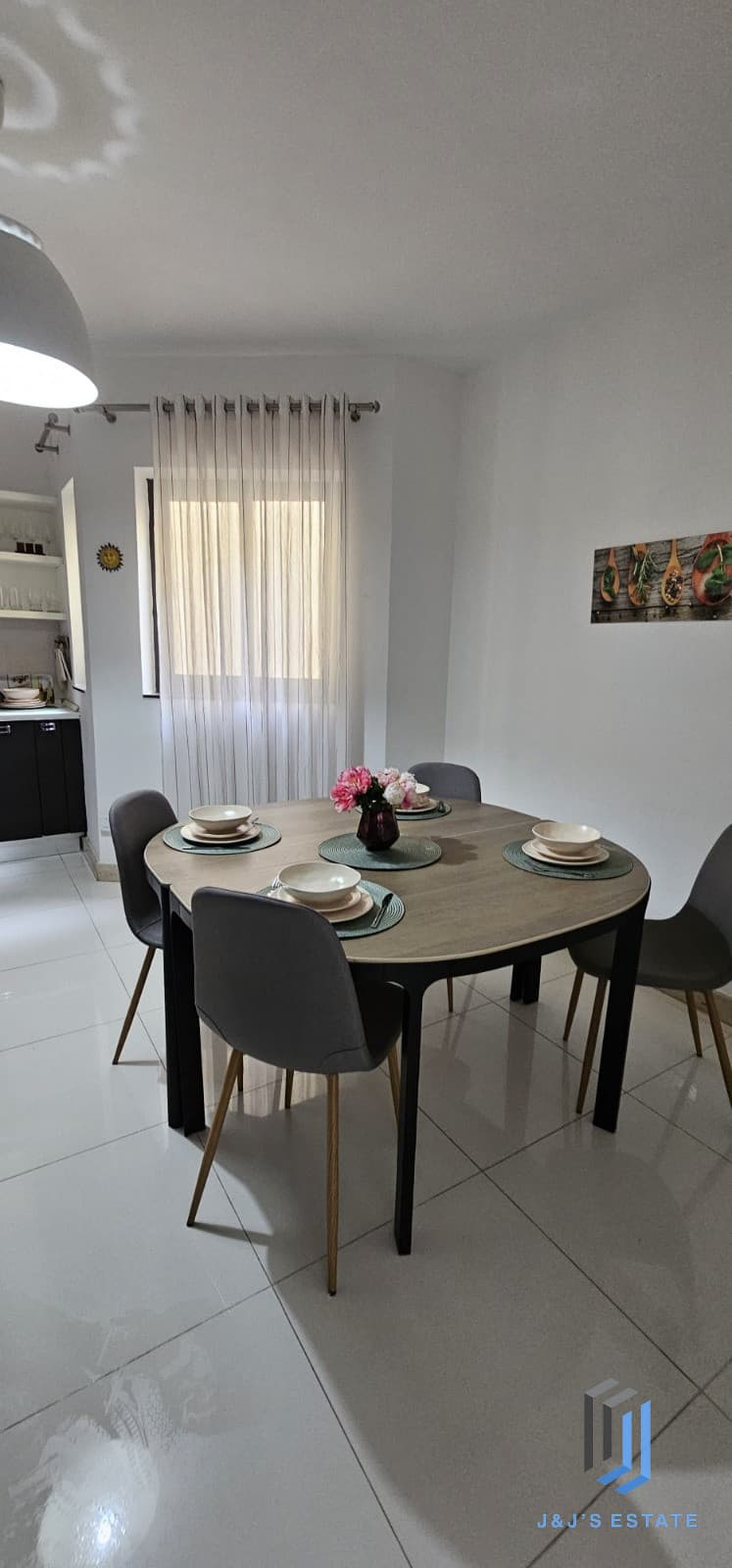 Spacious Furnished Apartment with Three Bedrooms in Ibragg · 3