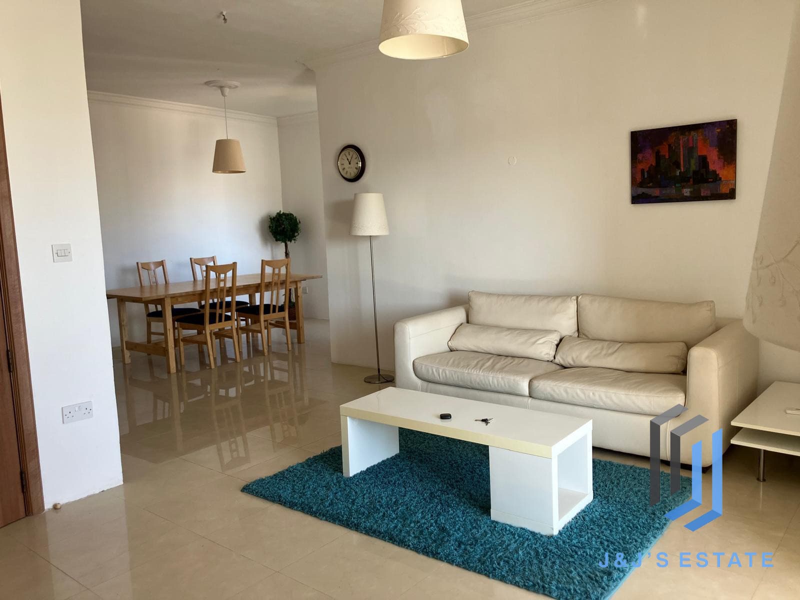 Fully furnished penthouse apartment in St Julians · 8