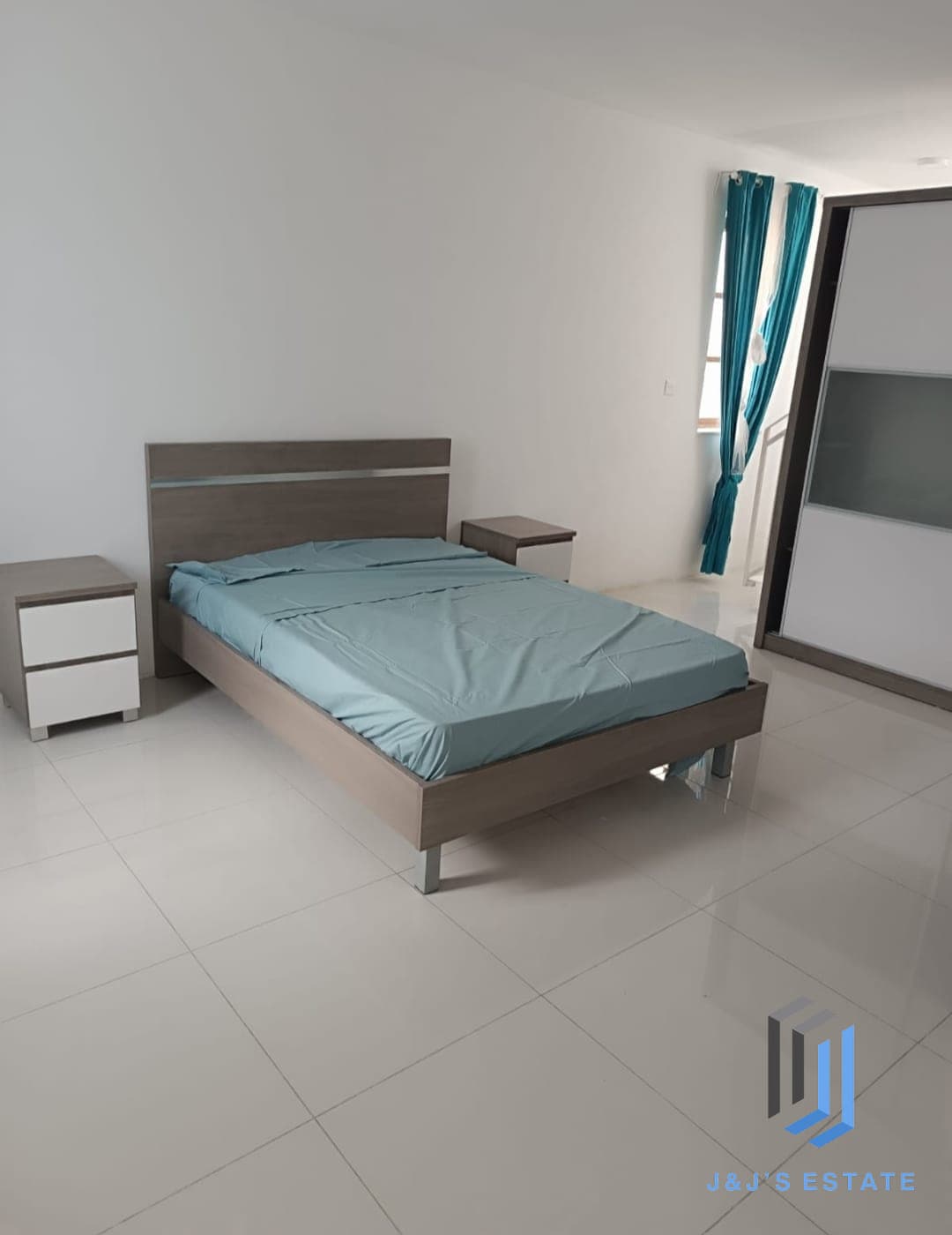 Fully Furnished Duplex with 2 Bedrooms in Zebbug · 3