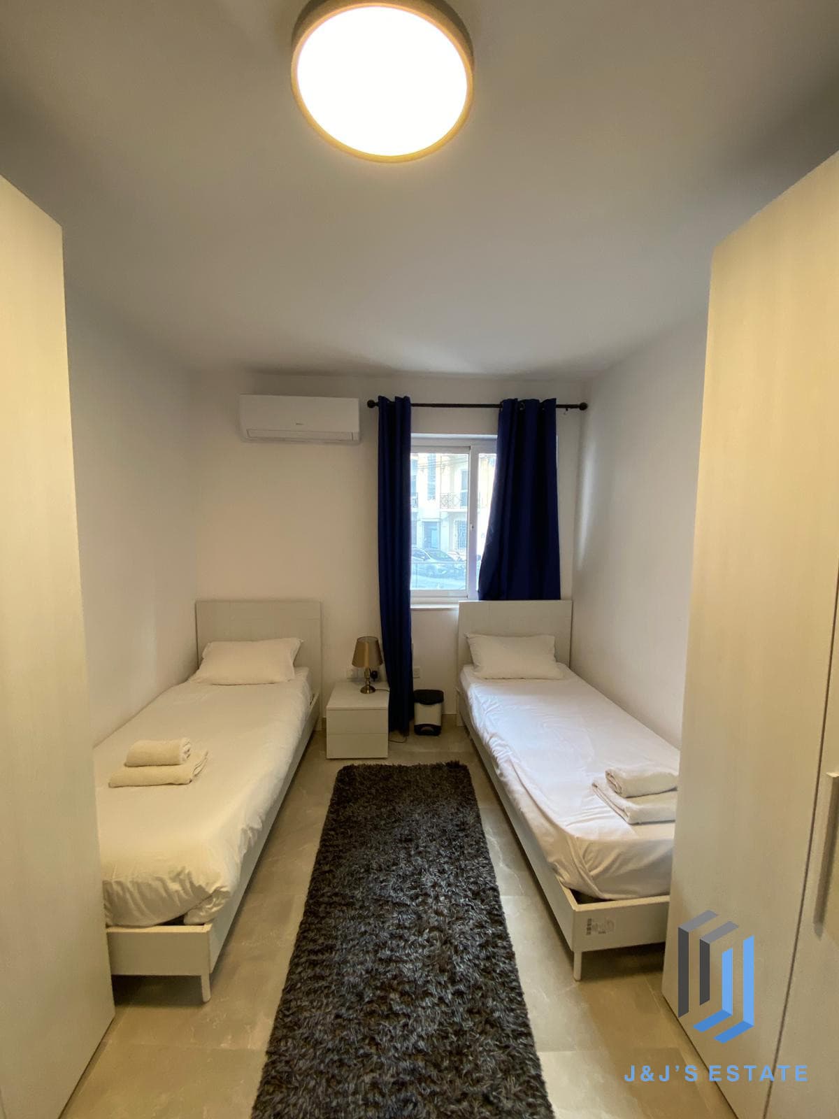 Fully Furnished Three Bedroom Apartment in Central Gzira · 7