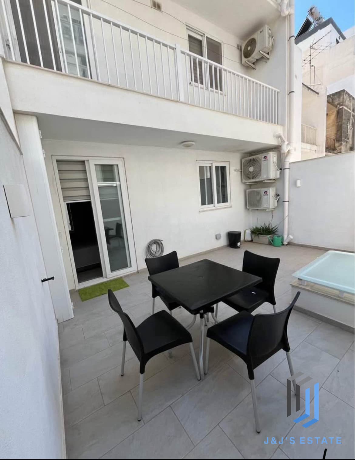 Fully Furnished Two Bedroom Apartment in Swieqi · 7