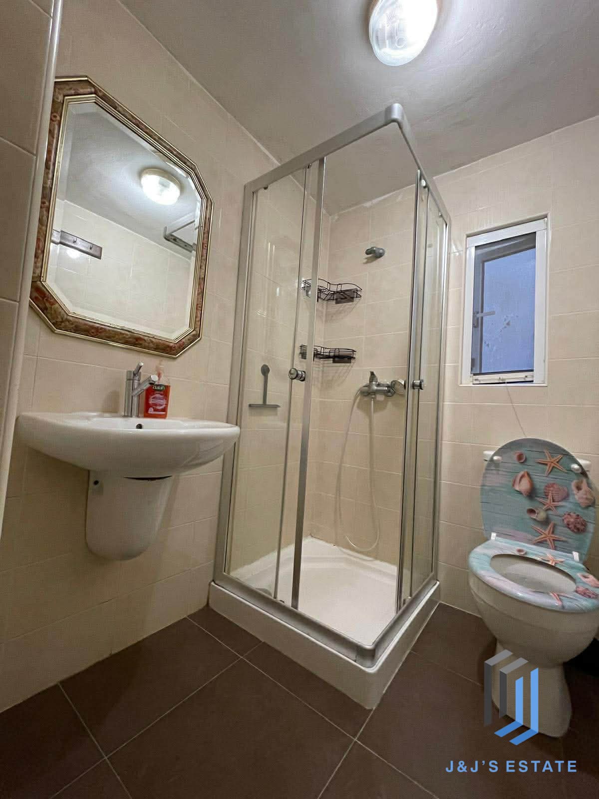 Seafront Fully Furnished Casa de Piedra in Sliema · 9