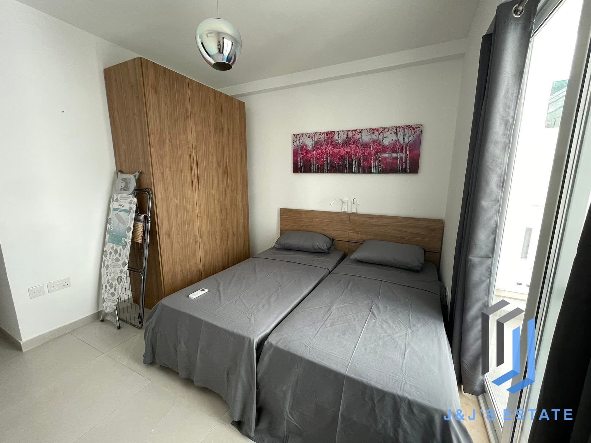 Fully Furnished Two Bedroom Apartment in Gzira · 6