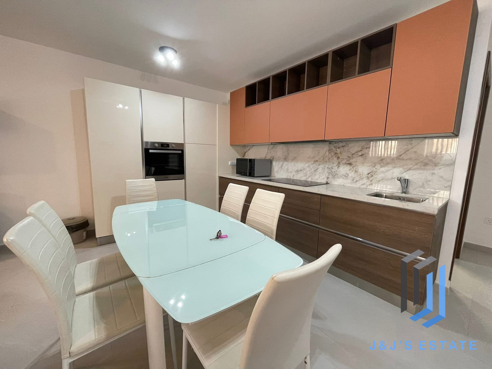 Fully Furnished Two Bedroom Apartment in Gzira · 3