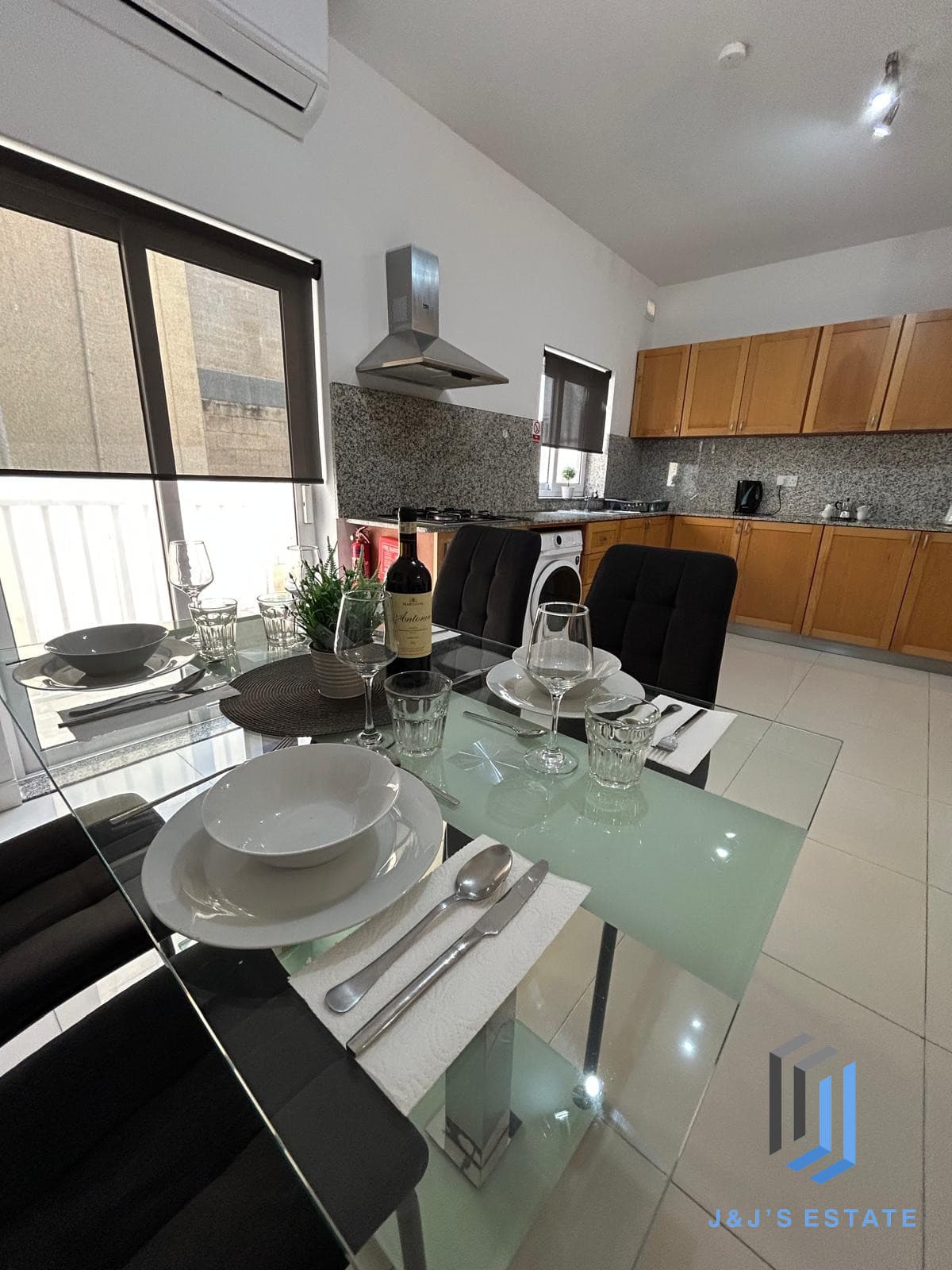 Spacious 2 Bedroom Apartment for Rent in Vibrant Gzira Area · 18