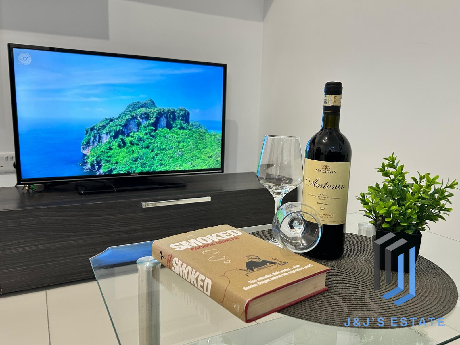 Spacious 2 Bedroom Apartment for Rent in Vibrant Gzira Area · 10