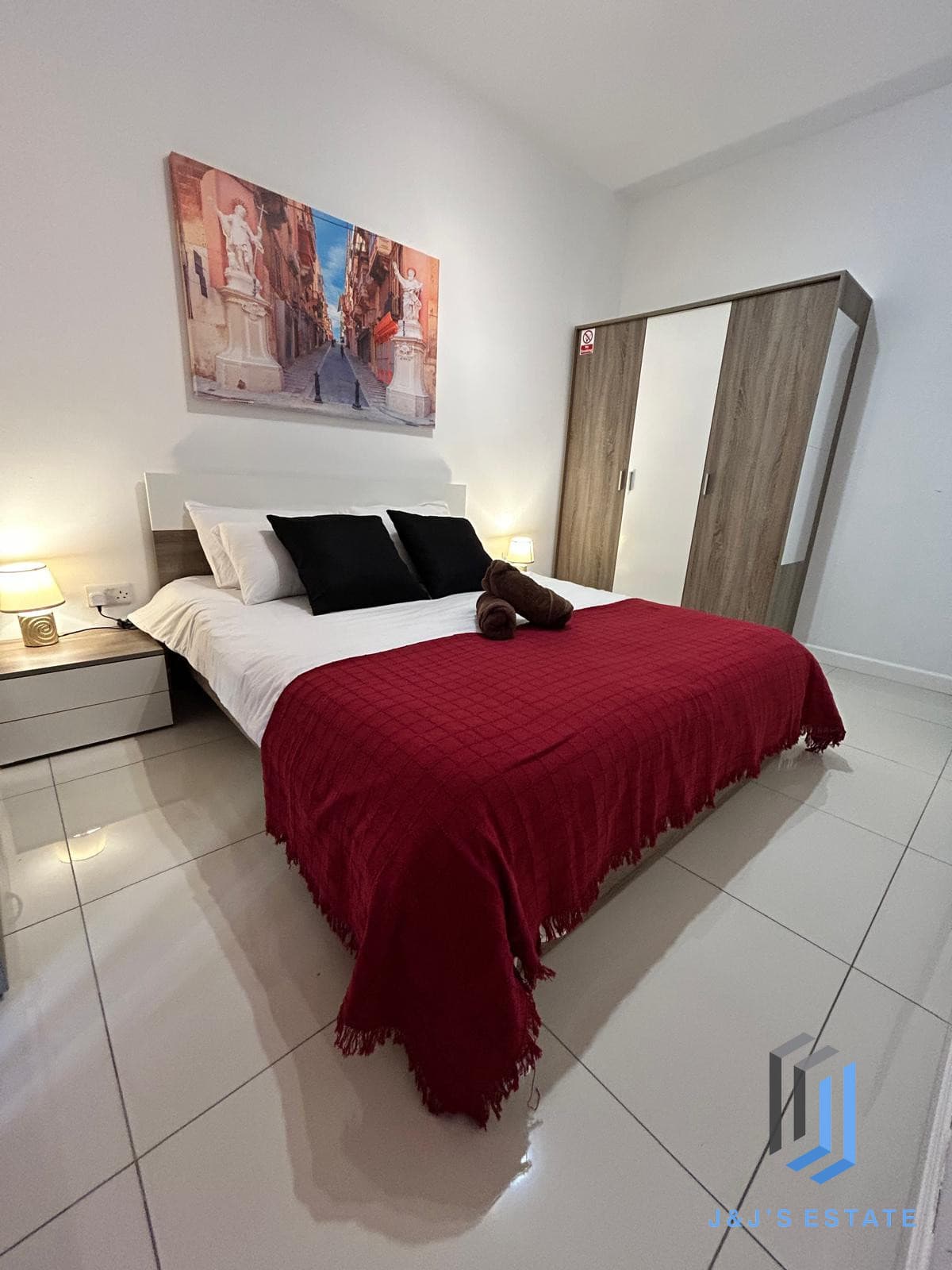 Spacious 2 Bedroom Apartment for Rent in Vibrant Gzira Area · 13