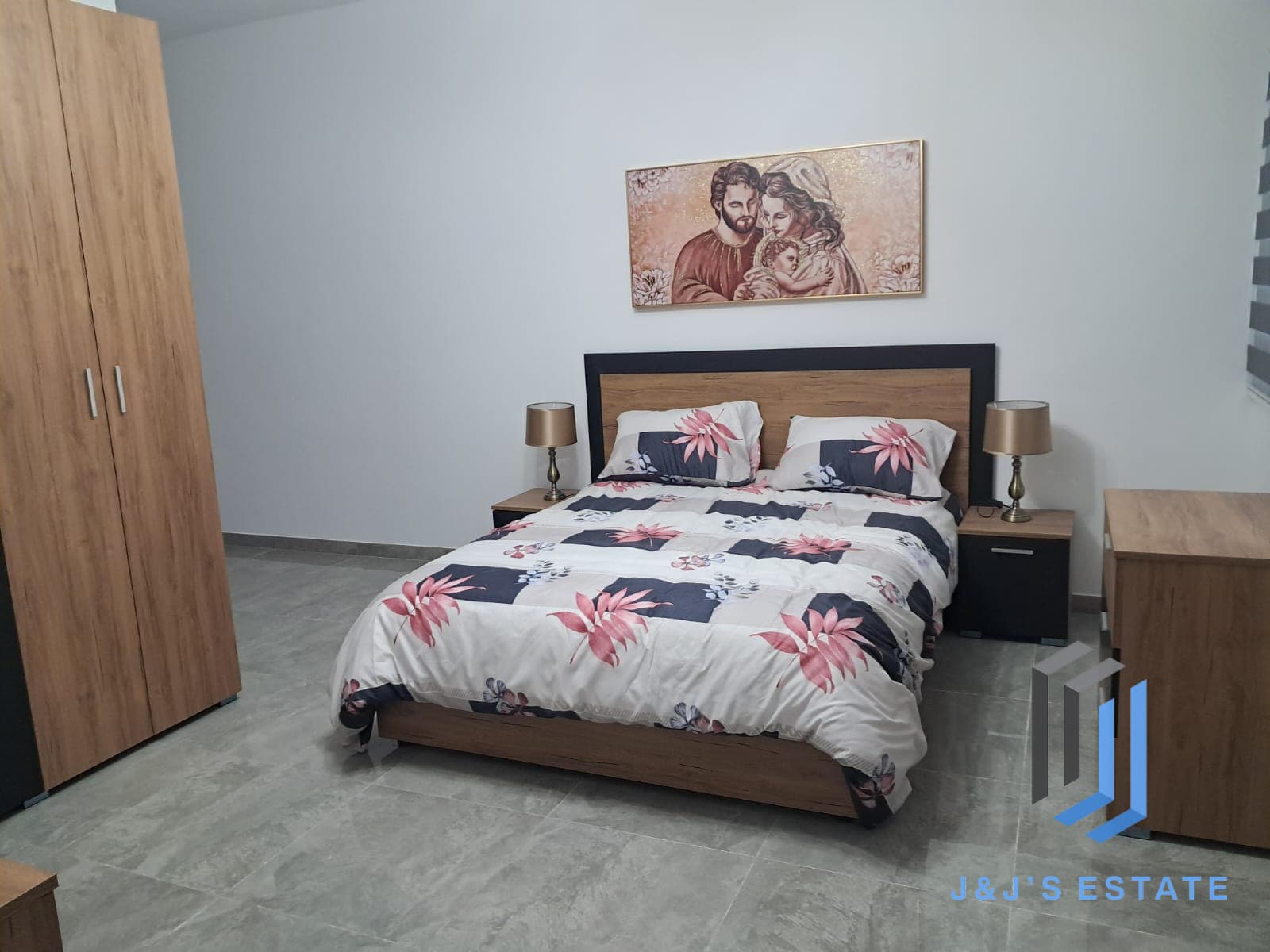 Fully Furnished Penthouse with Two Bedrooms Near Airport · 5