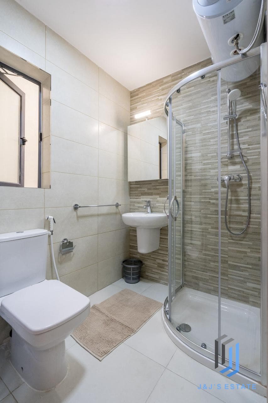 Fully Furnished One Bedroom Apartment in Ta'Xbiex Marina District · 7