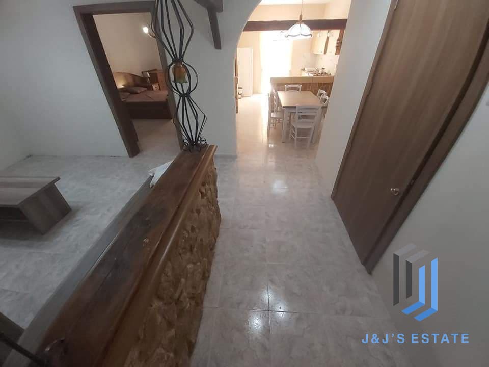 Spacious 2-Bedroom Apartment in St Julian's · 6