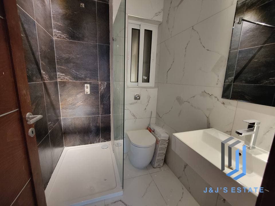 Fully furnished three-bedroom apartment in Gzira · 7