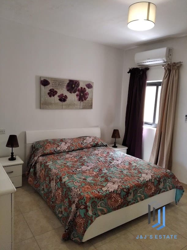 Pet Friendly Fully Furnished 3 Bedroom Apartment in Pieta · 5